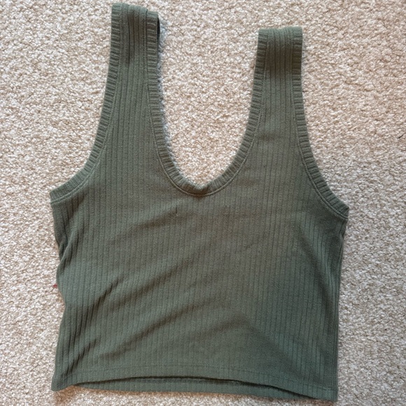 Abercrombie & Fitch Women's Green Ribbed Tank Top - Picture 3 of 3
